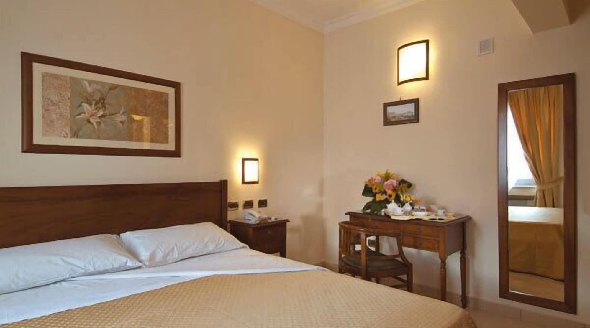 Buono Hotel Naples Luaran gambar